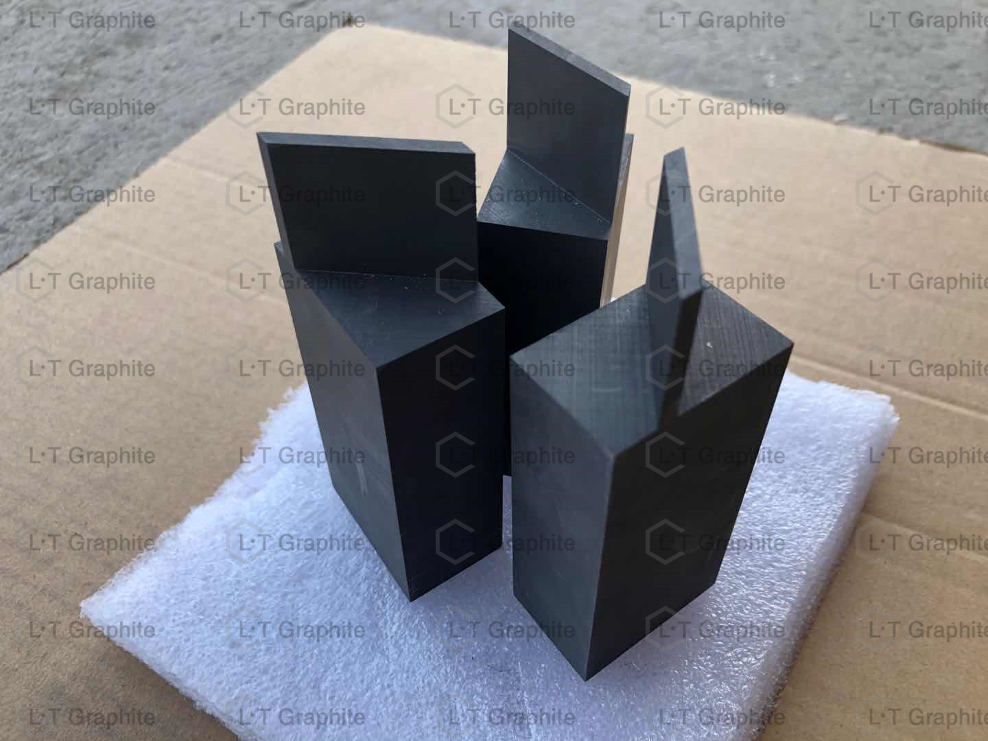  EDM machining graphite blocks