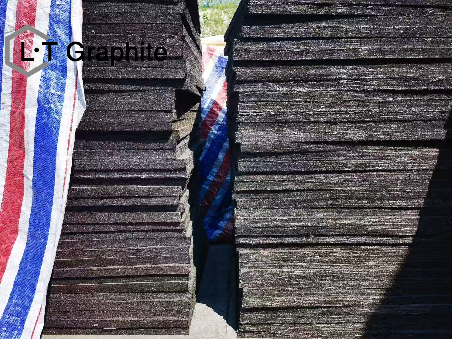 The Function And Principle of Graphite in Liquid Flow Batteries