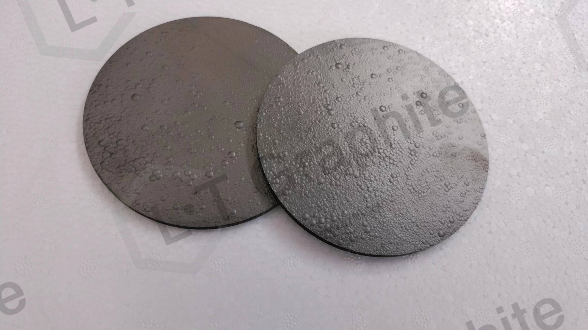 Highly oriented pyrolytic graphite （HOPG）