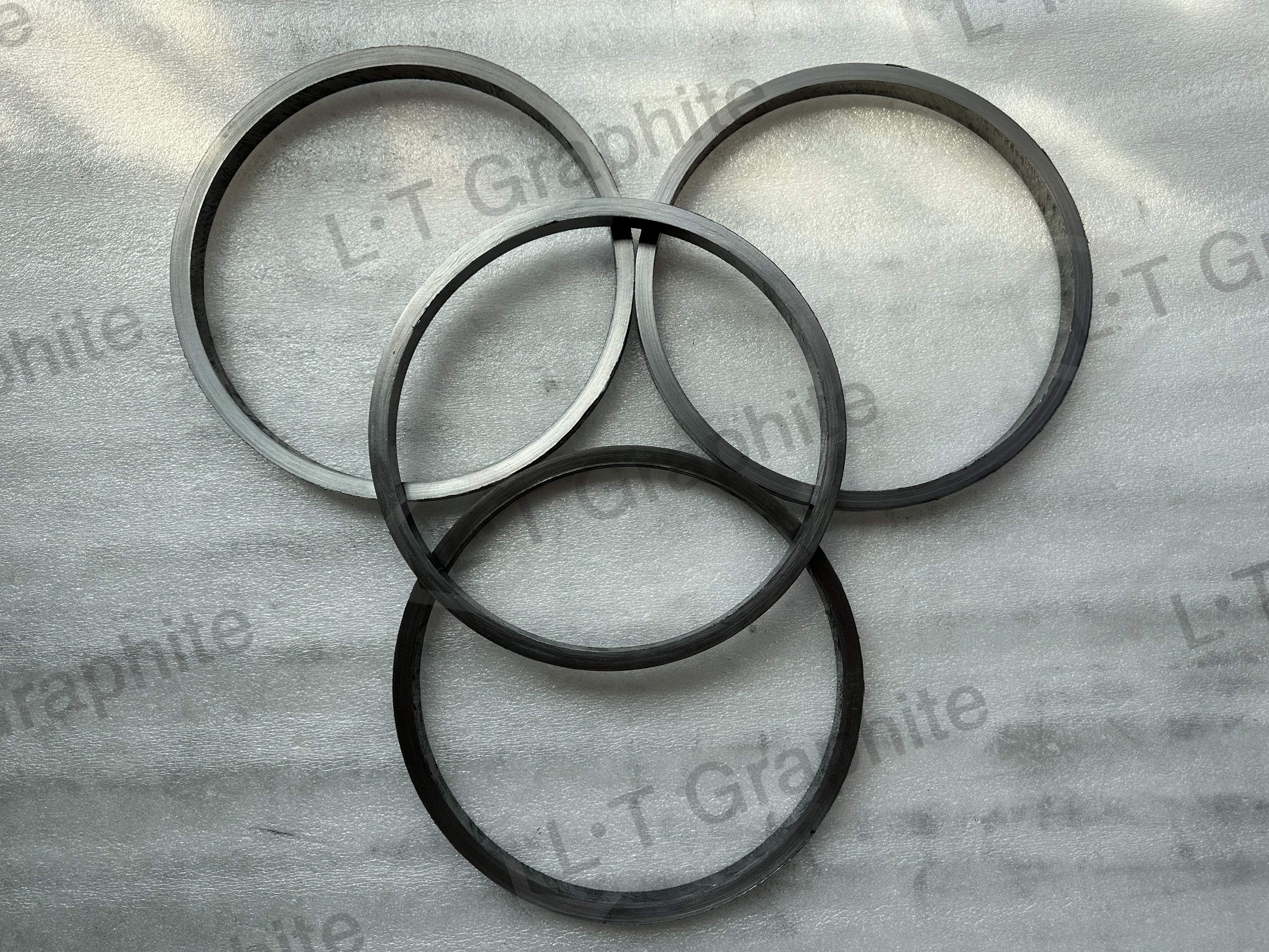 Nickel foundation ink ring for packing seal of machine pump tube valve