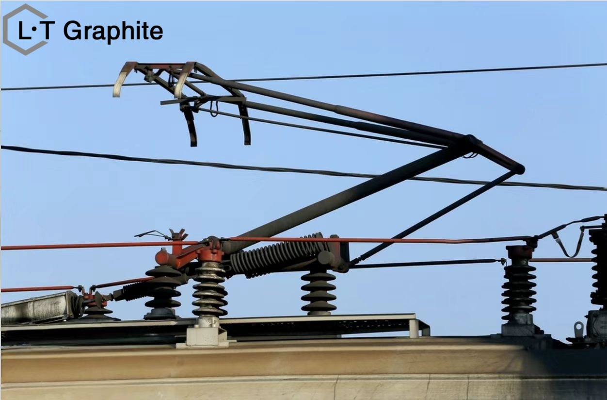 What is an electric pantograph?